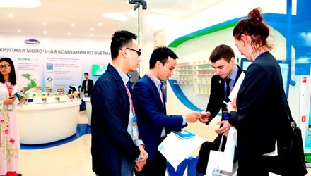 В Москве открылась ярмарка «Высококачественные товары вьетнамского производства-2015» - ảnh 1